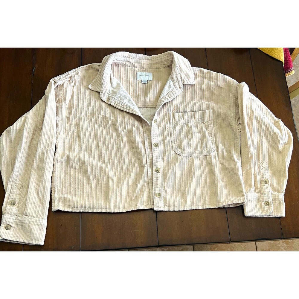 American Eagle Cream Beige Wide Rib Corduroy Cropped Shacket Small button down